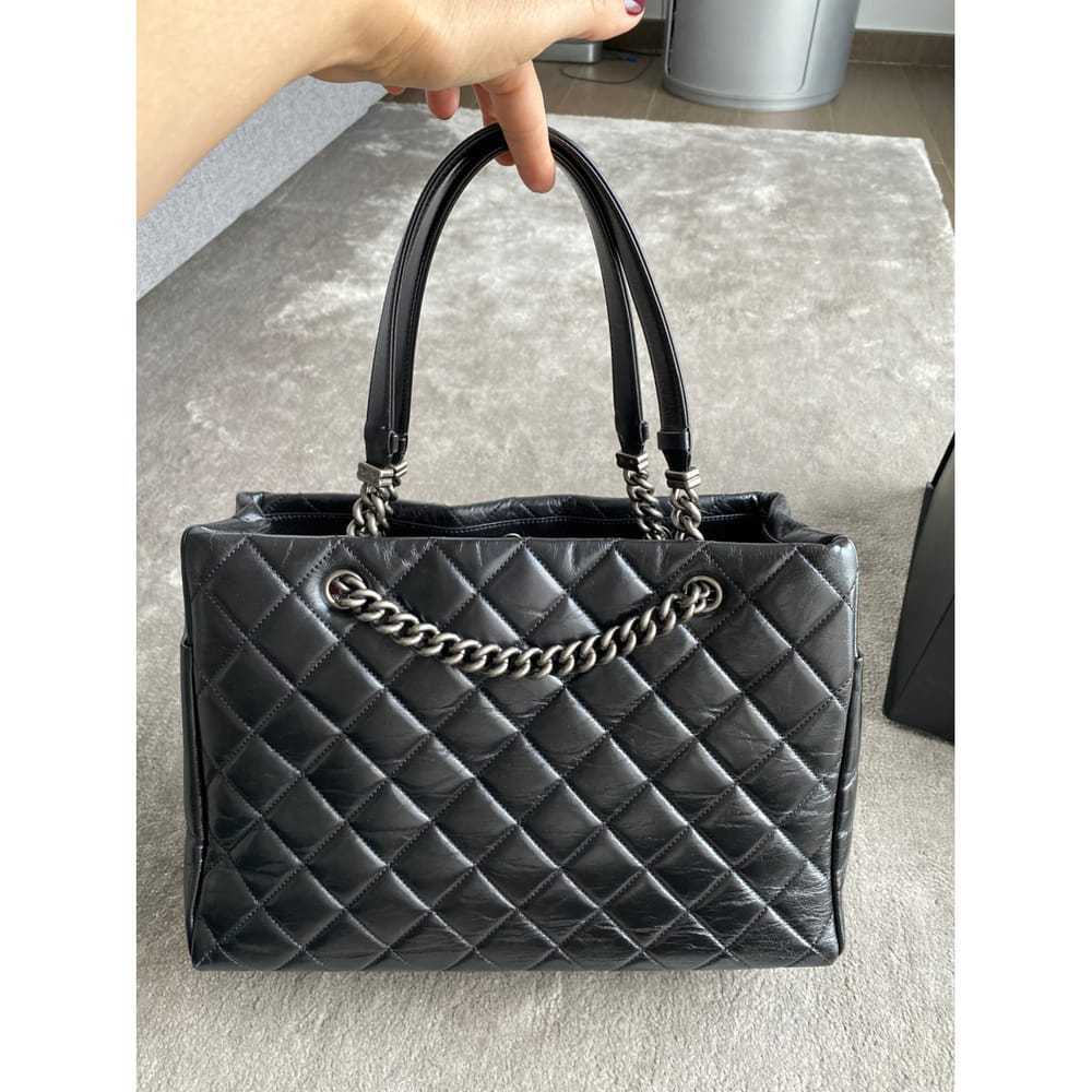 Chanel Grand shopping patent leather tote - image 4