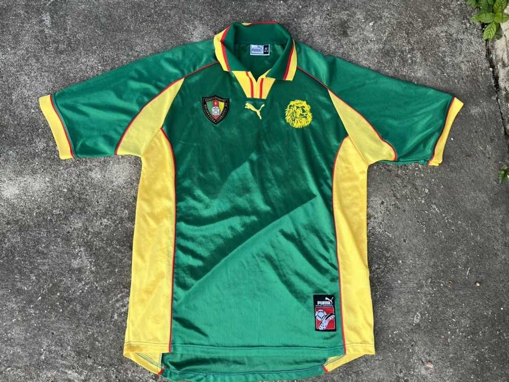 Retro 1982 Cameroon Football Soccer Sweatshirt - Dirt Pitch