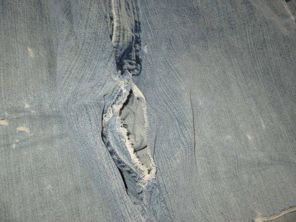 Gap Vintage 1990s Gap Distressed Stonewash Jeans - image 10
