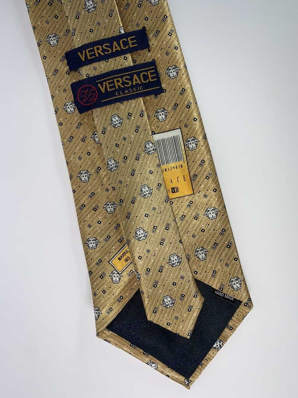 Versace × Vintage VERSACE Classic V2 Silk Tie Nec… - image 4