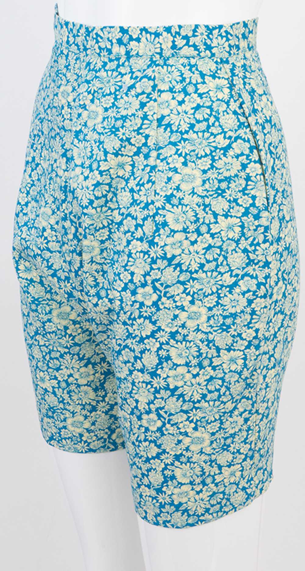 1960s Toile Print Shorts - image 1