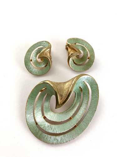 Pale Green & Gold Swirl Brooch and Earrings by JJ - image 1