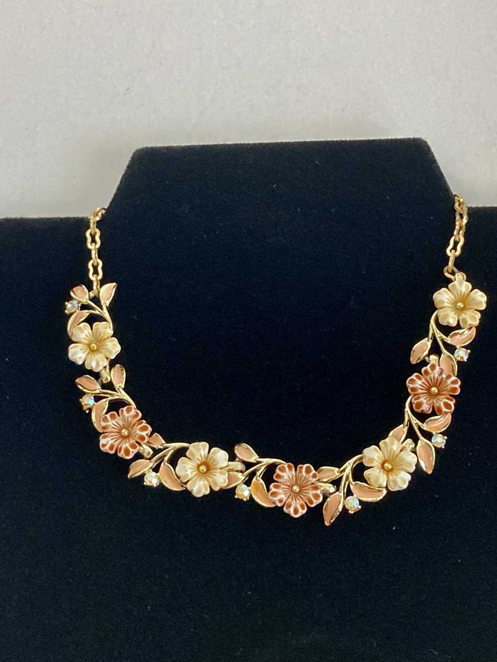 Coro Floral Enamel and Rhinestone Choker Necklace - image 3
