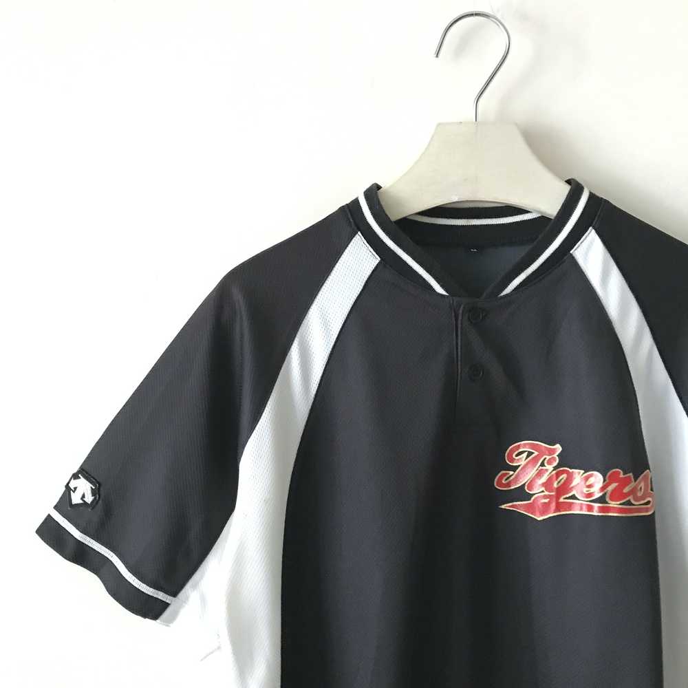 Descente × Sportswear Detroit Tigers Baseball Jer… - image 2