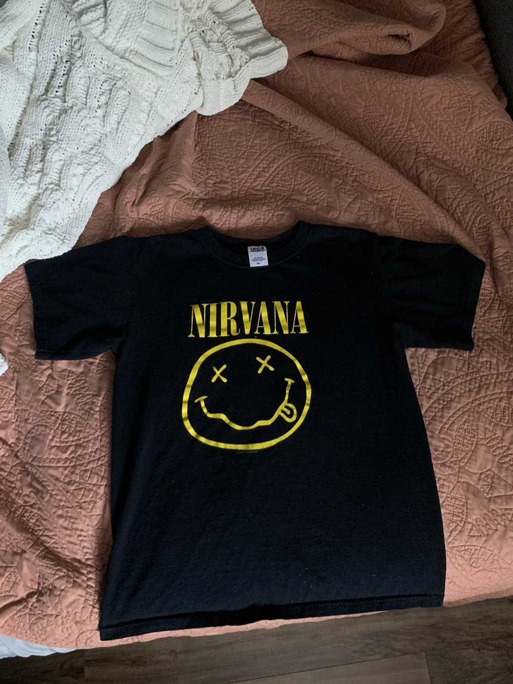 Vintage Vintage 1992 Nirvana T-shirt - image 1