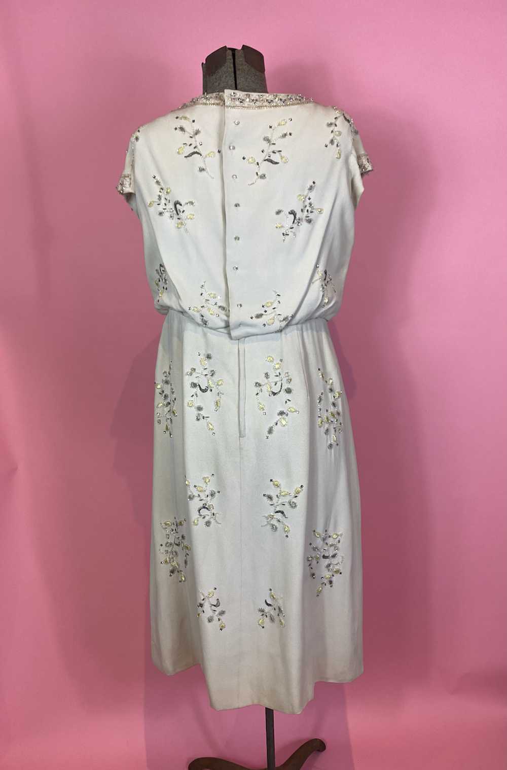 1950s Cream Silk Beaded Embroidered Dress - image 6