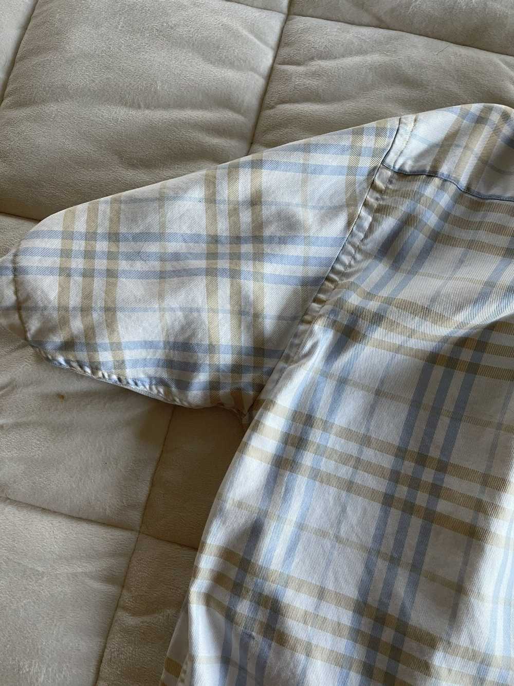 Burberry Burberry short sleeve button up - image 6