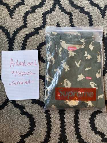 LOUIS VUITTON x SUPREME BOX LOGO HOODIE RED SS17 - JofemarShops - Louis  Vuitton Twist MM Chain Flower Print