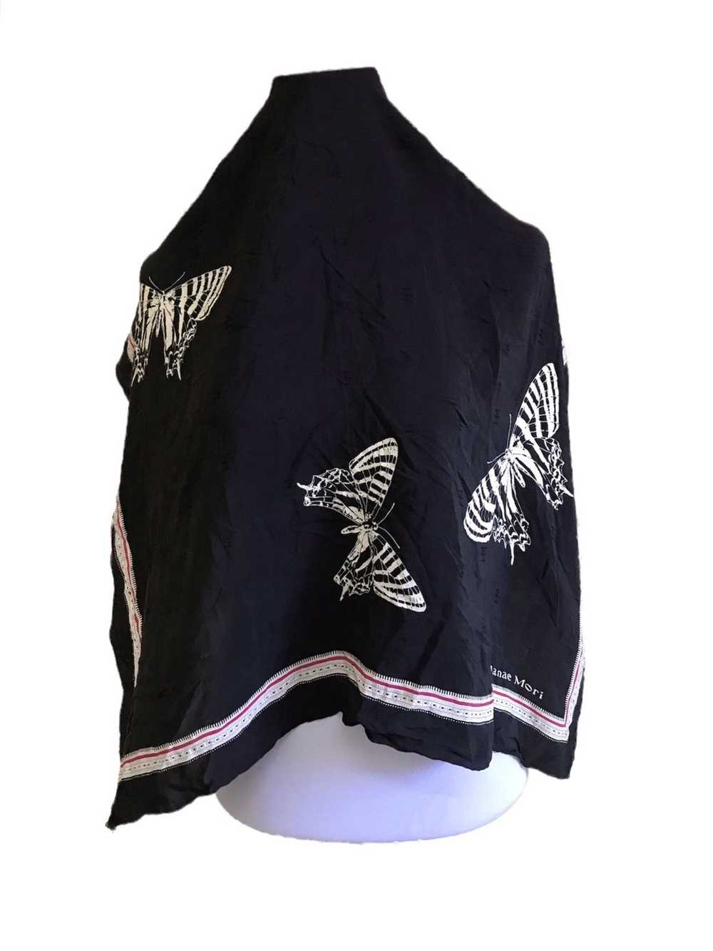 Hanae Mori Hanae Mori Butterflies Design Silk Sca… - image 2