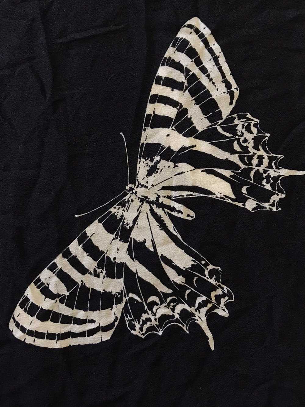 Hanae Mori Hanae Mori Butterflies Design Silk Sca… - image 6