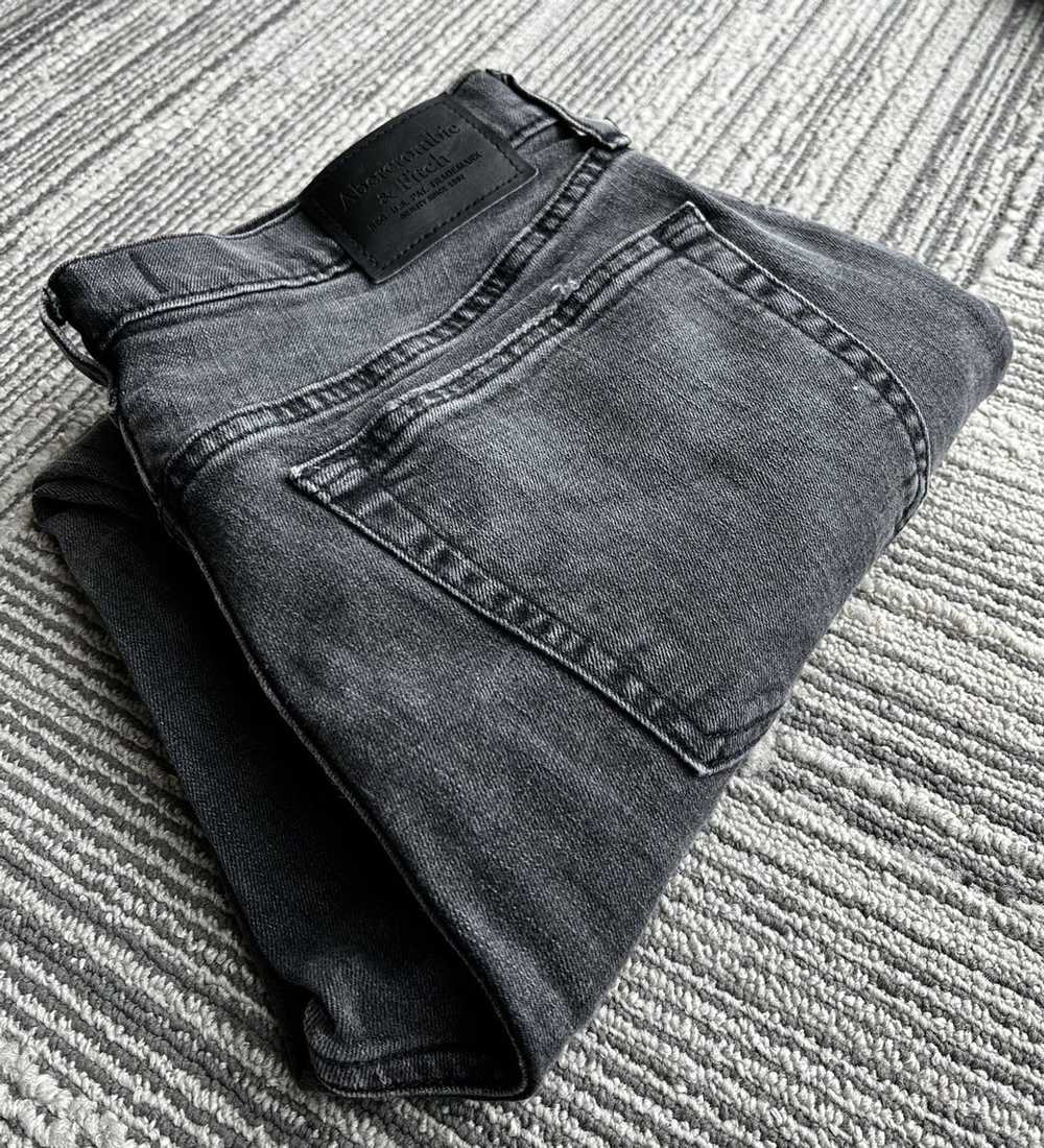 Abercrombie & Fitch Abercrombie and Fitch Taper G… - image 1