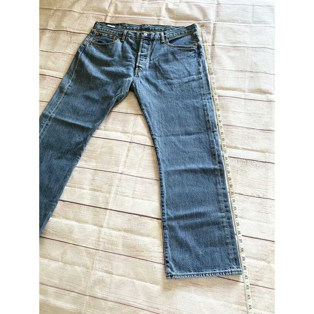 Levi's levis 501 straight leg button up jeans W38… - image 3