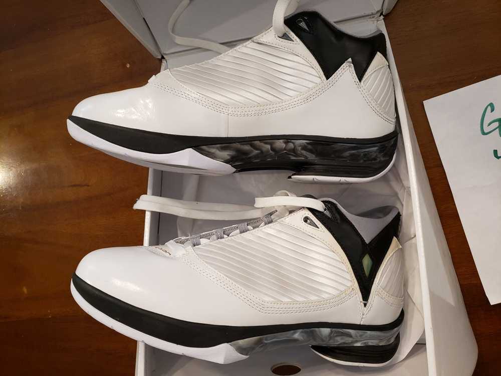 Nike Air Jordan 2009 - image 6