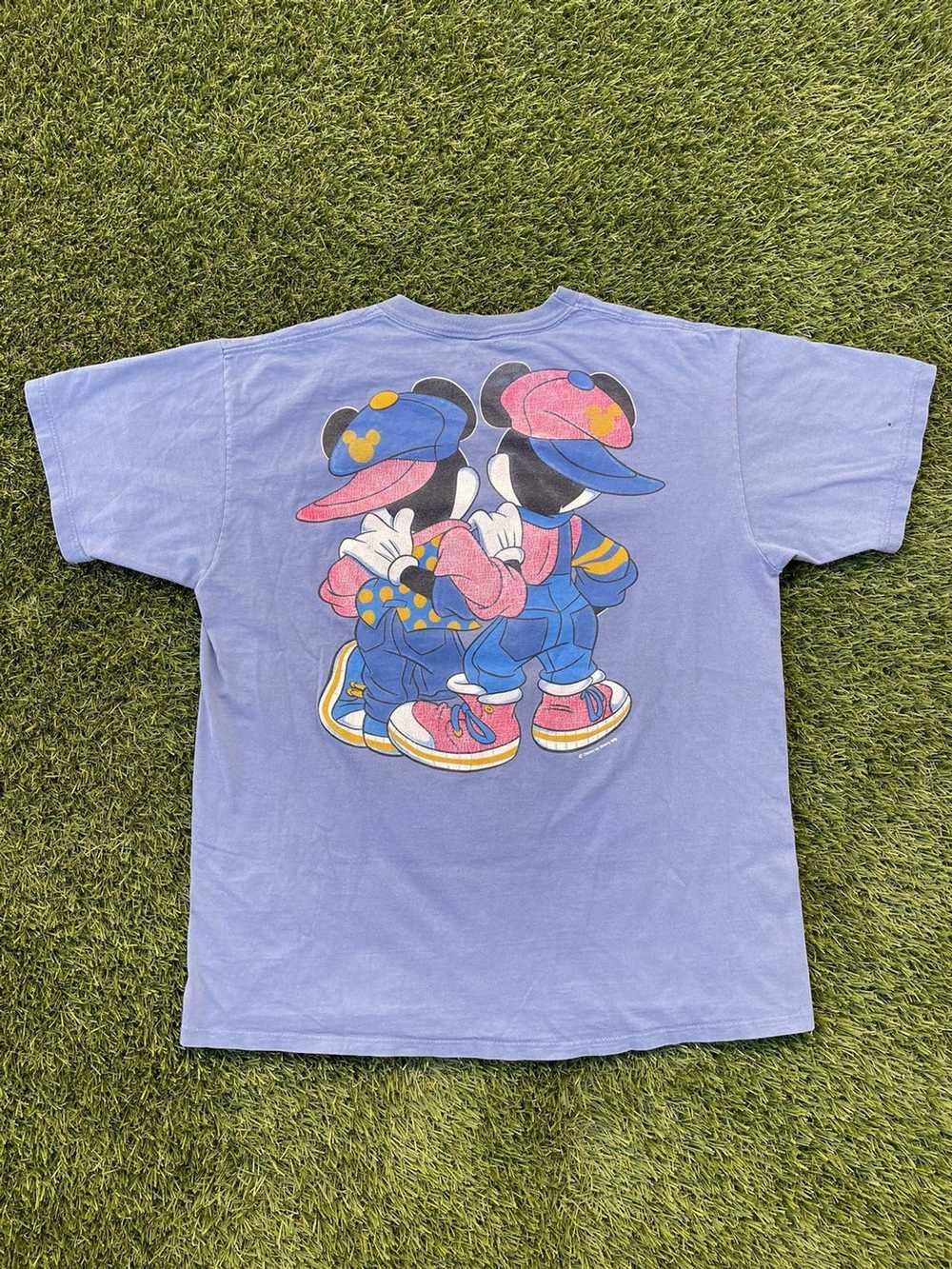 Disney × Vintage 90s Mickey & Minnie Tee - image 4