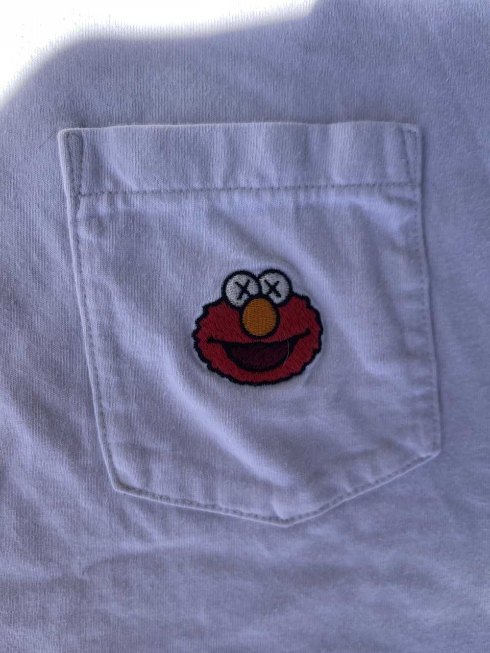 Kaws × Uniqlo Kaws Uniqlo Sesame Street Elmo Pock… - image 2