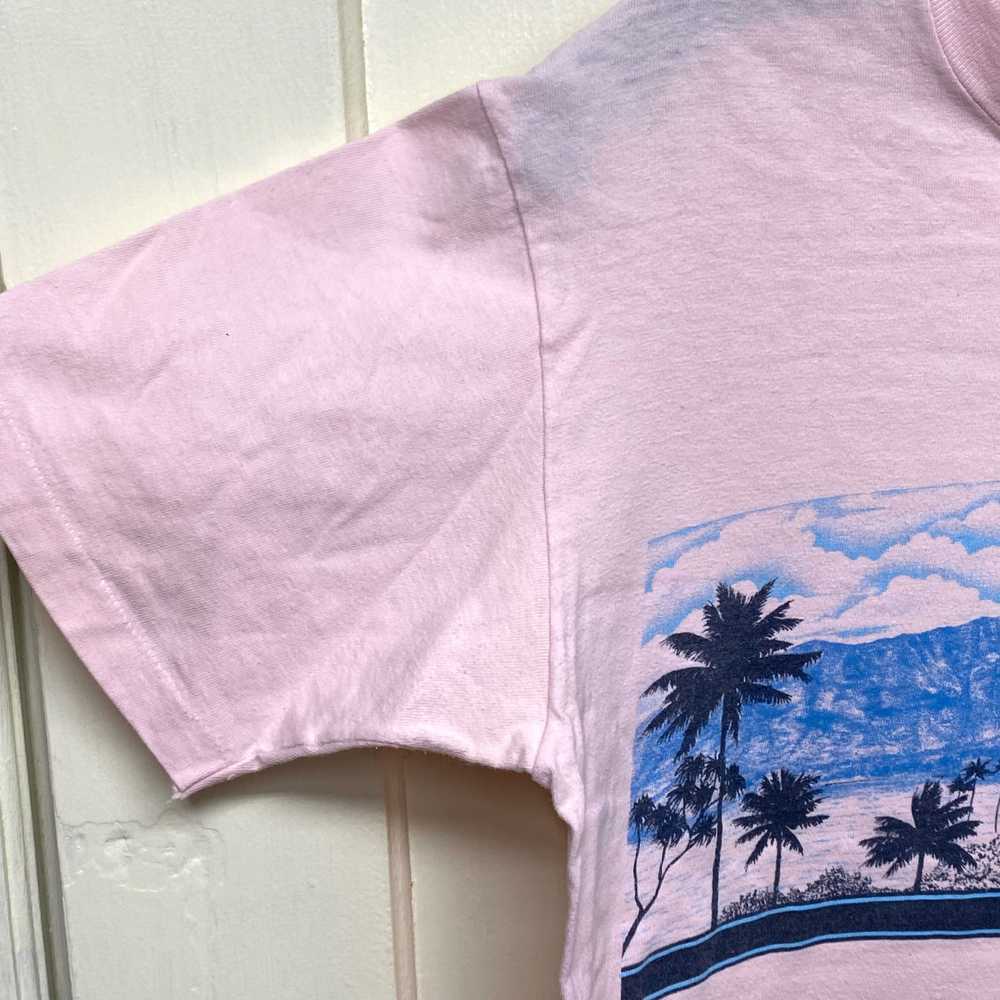 1980s Hawaii souvenir t-shirt by Happy Shirts lig… - image 6