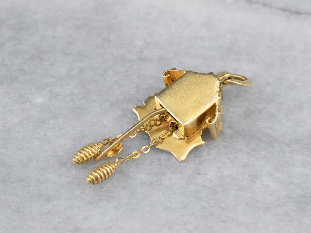 18K Gold Bavarian Cuckoo Clock Charm - image 5
