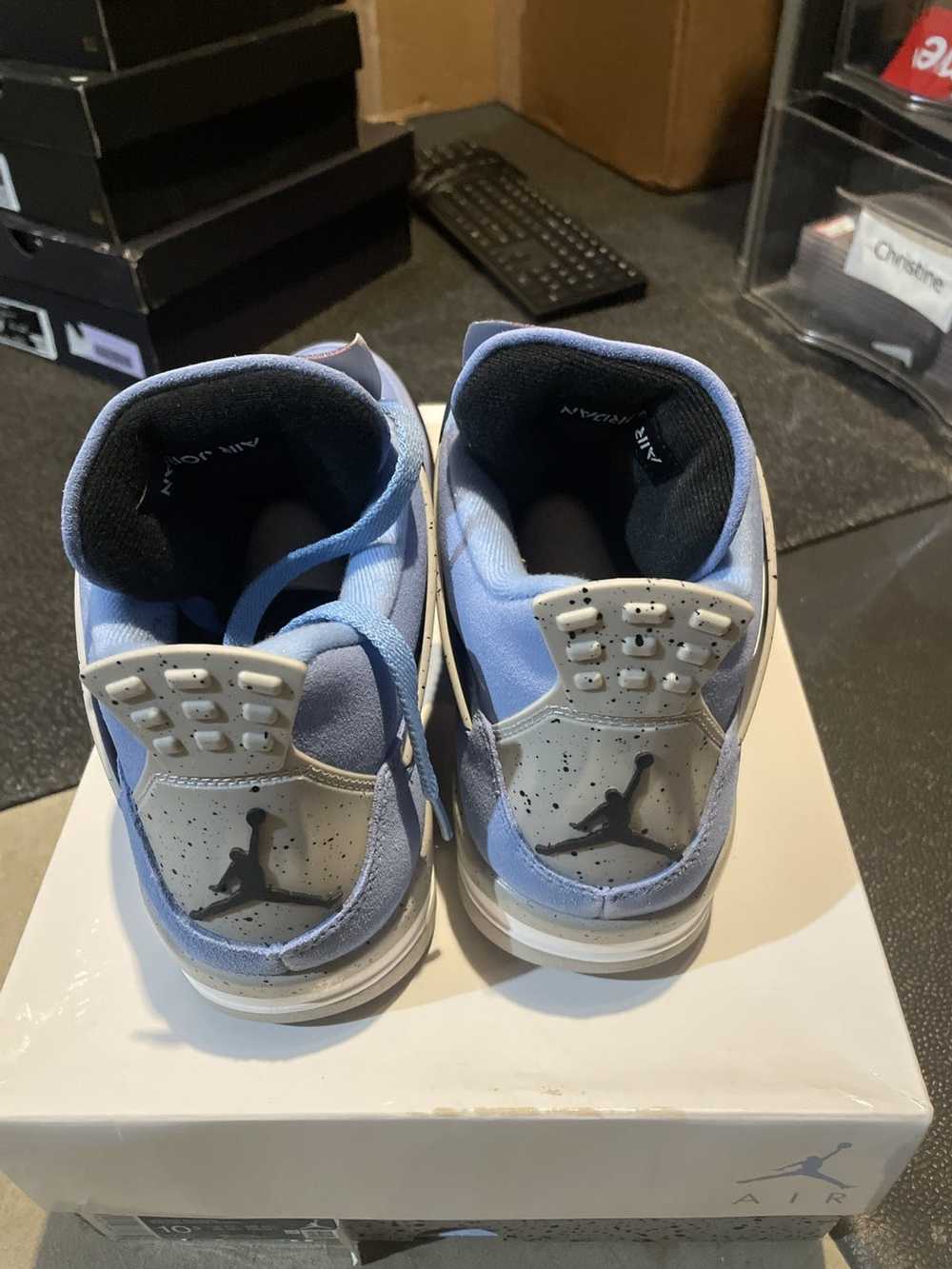 Jordan Brand × Nike Nike Air Jordan 4 Retro “Univ… - image 5