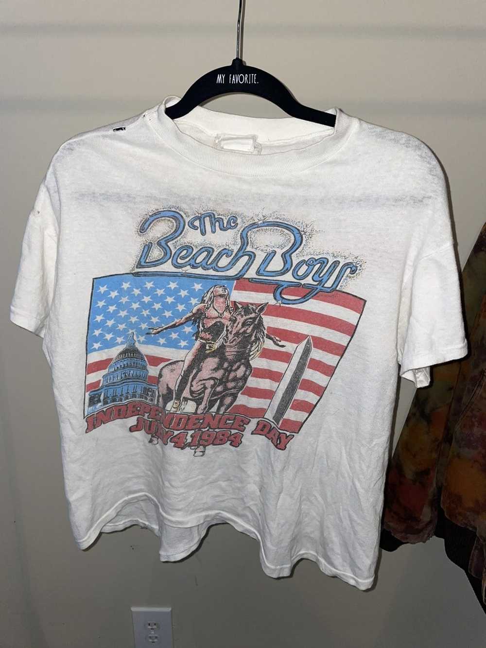 Vintage Vintage RARE 1984 Beach Boys T shirt - image 1