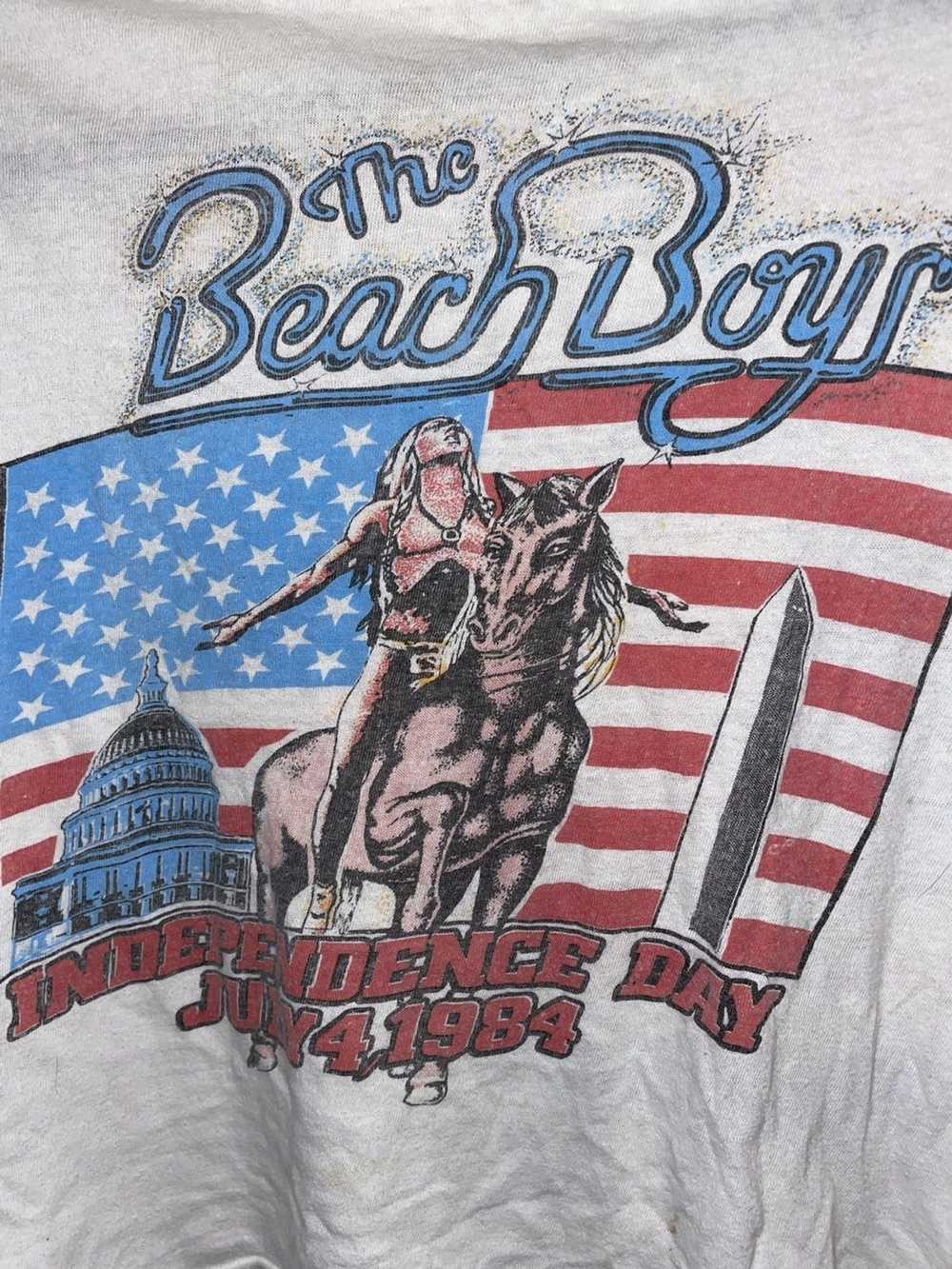 Vintage Vintage RARE 1984 Beach Boys T shirt - image 2