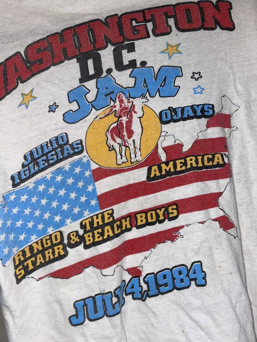 Vintage Vintage RARE 1984 Beach Boys T shirt - image 5