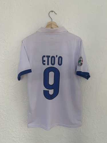 Nike × Soccer Jersey × Vintage Samuel Eto’o Inter 