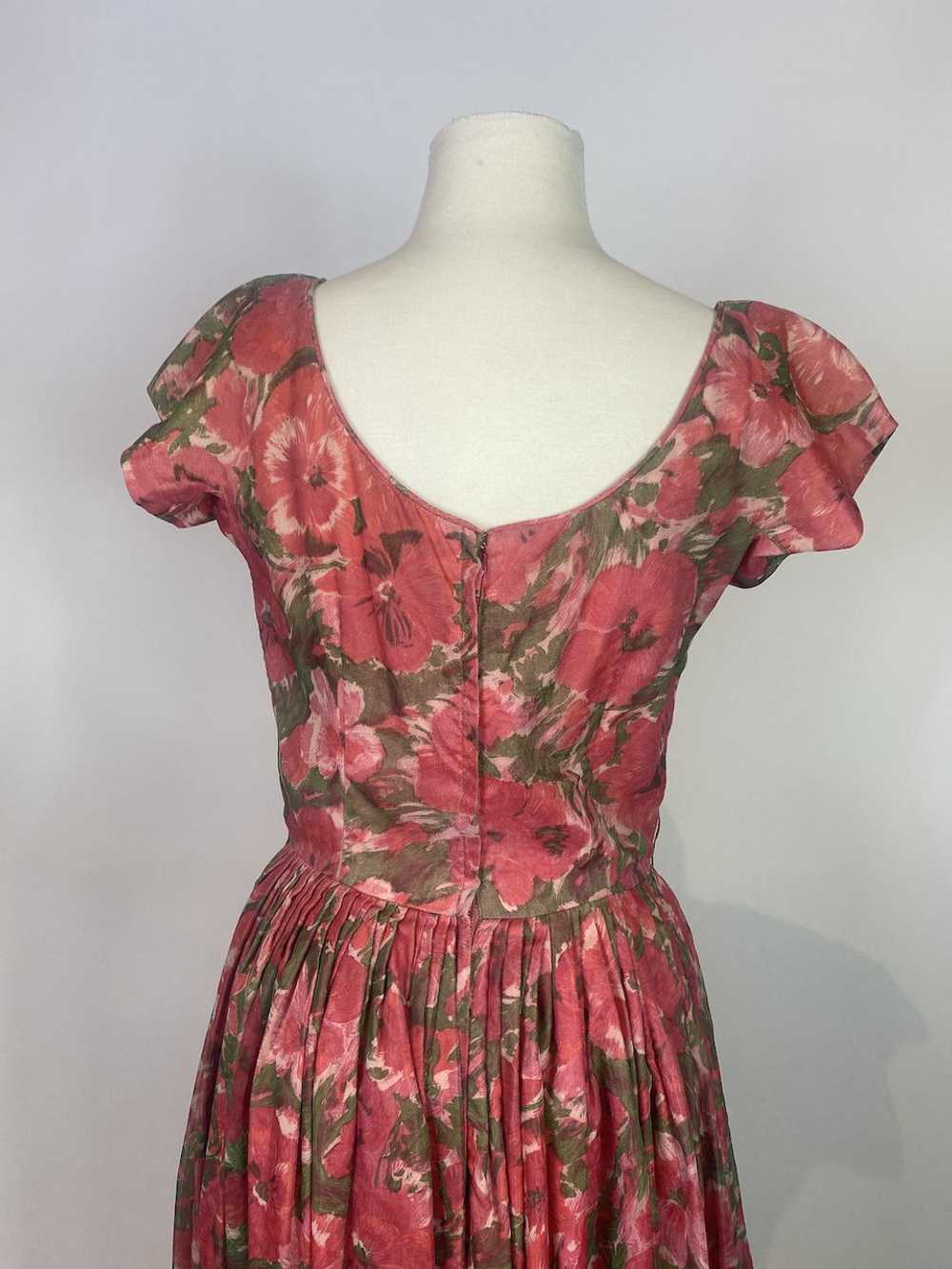 1950s Gigi Young Layered Floral Swing Dress - image 5