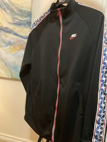 Nike × Streetwear Light Jacket