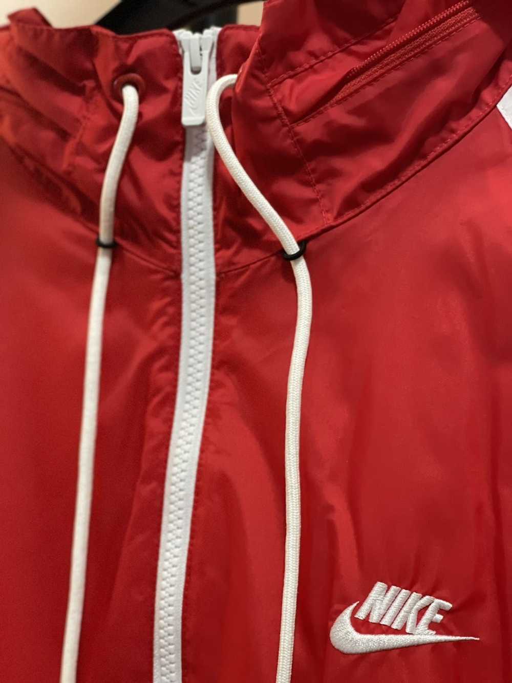 Nike Light Jacket/ Rain Jacket - image 8