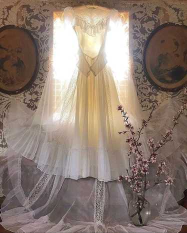 Incredible 1940’s 1950’s vintage prairie bridal go