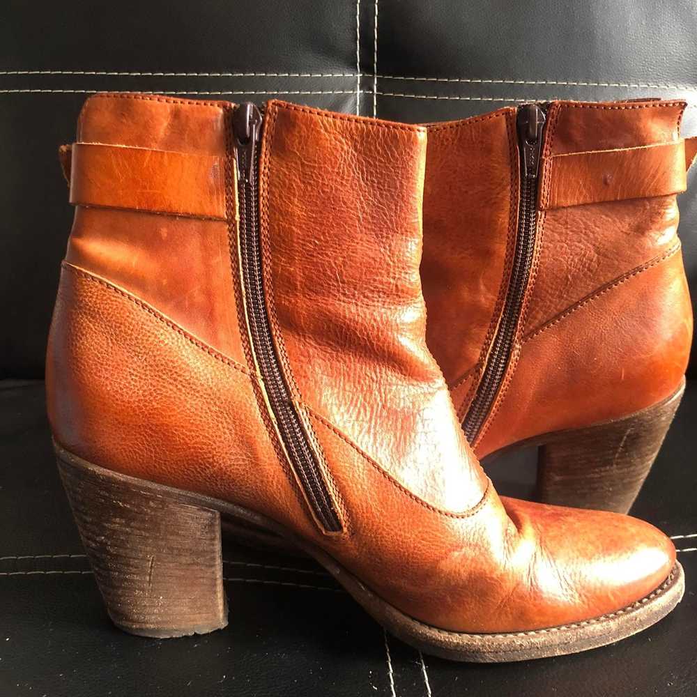 Moma Women’s Light Brown Leather Boots 39/9 usa - image 3