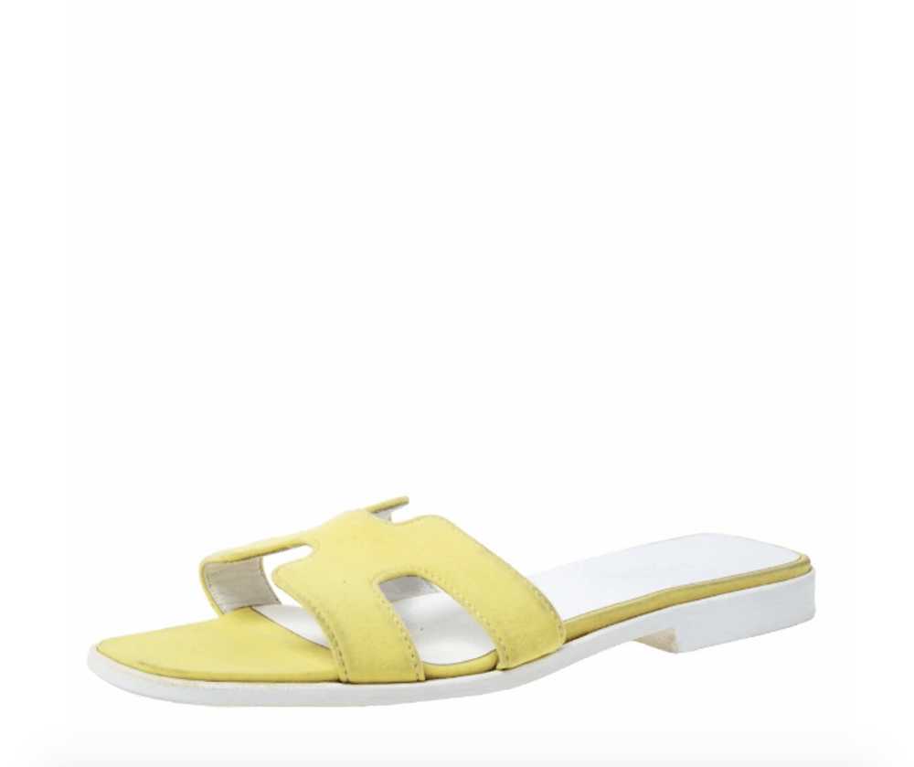 Hermes Yellow Fabric Oran Flat Sandals Size 35.5 … - image 2