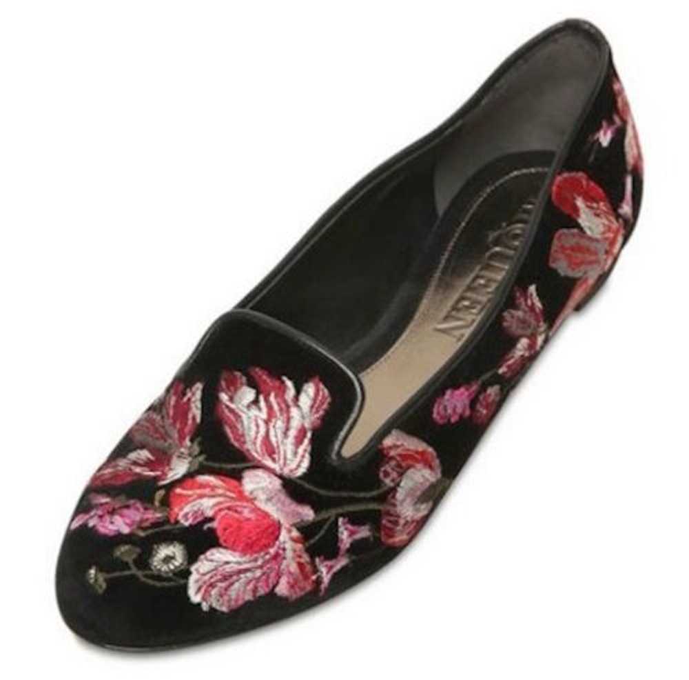 Alexander McQueen Embroidered Loafer SZ 39.5 = US… - image 1