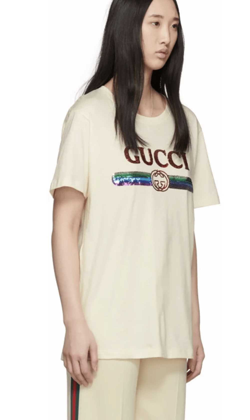 Gucci BNWT Oversize Beige Sequin Vintage Logo T-S… - image 3