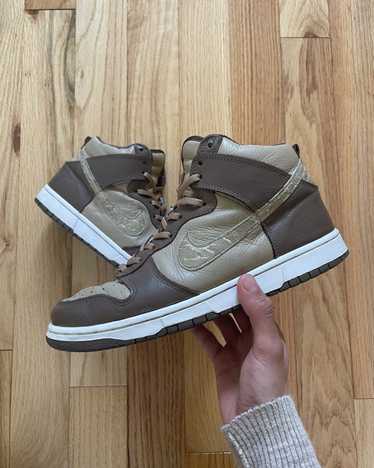 Nike, Stussy 2001 Nike x Stussy Ostrich Dunk High… - image 1