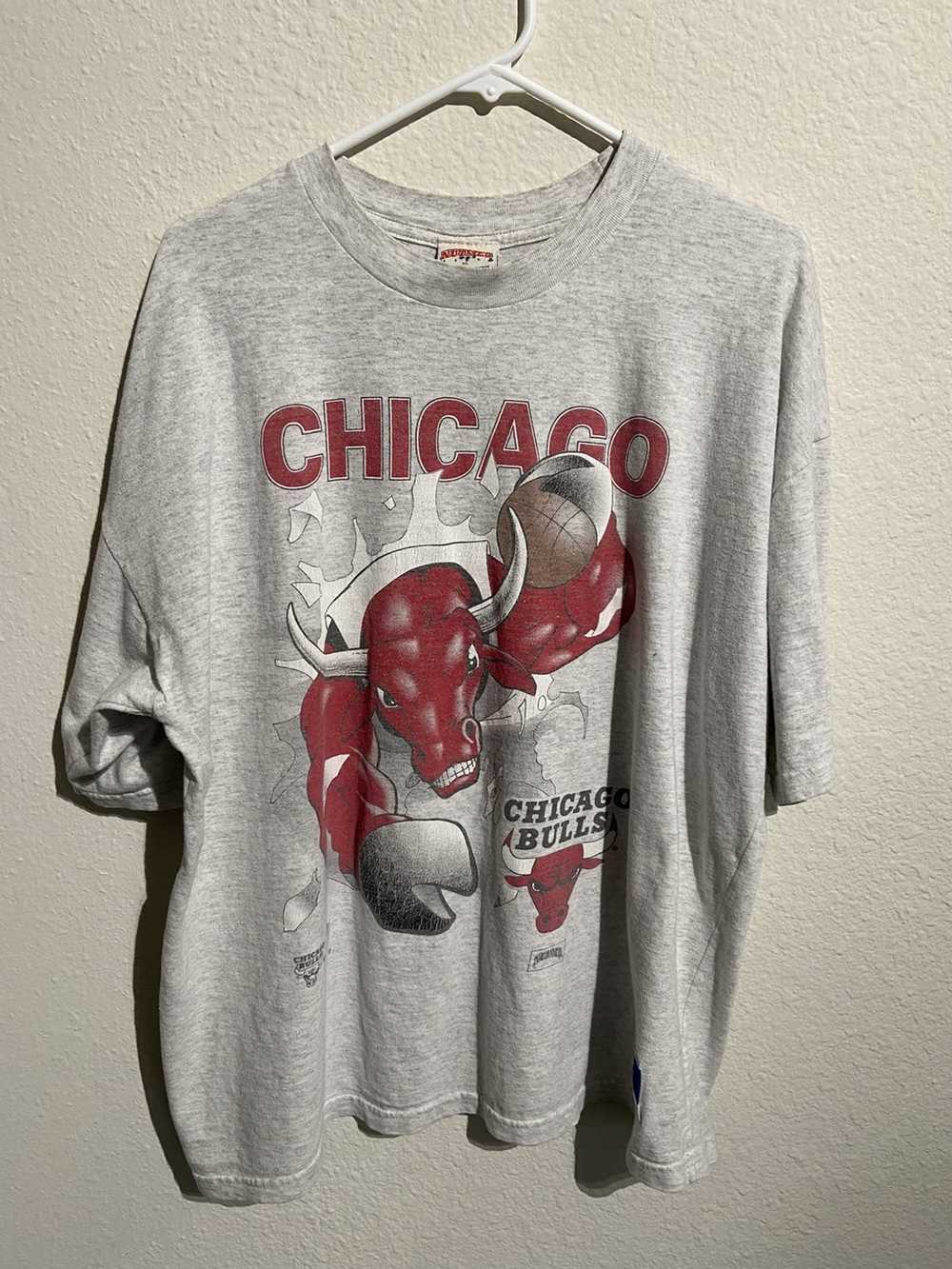 Vintage late 90s “Chicago Cubs” nutmeg t-shirt , •