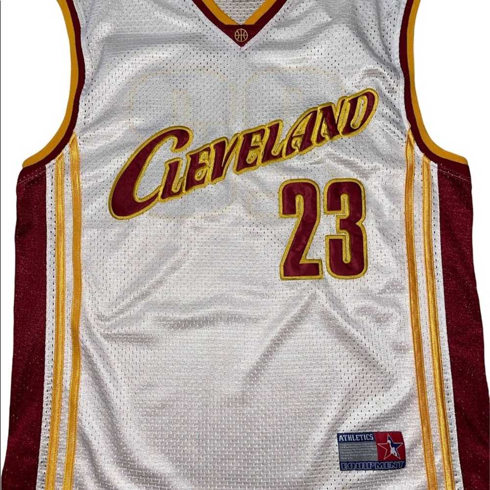 Vintage - Men - adidas LeBron James Cleveland Cavaliers Jersey - White -  Nohble