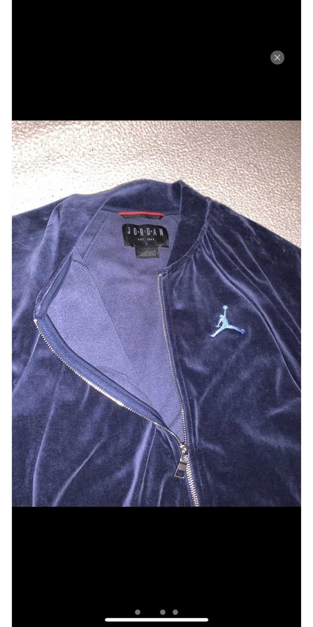 Jordan Brand × Nike × Vintage Jordan Velour Jacket - image 2