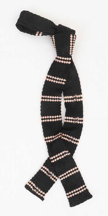 1950s Knit Tie in Black and Pink