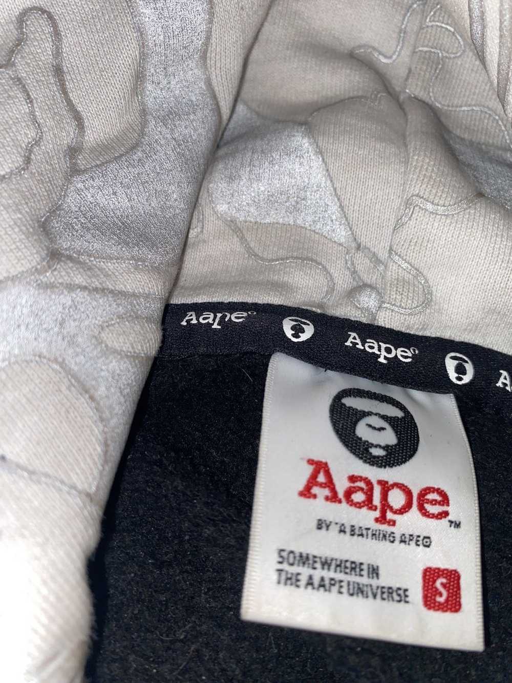 Yes indeed silky 😂😂🤷🏾‍♂️, bape hoodie  review