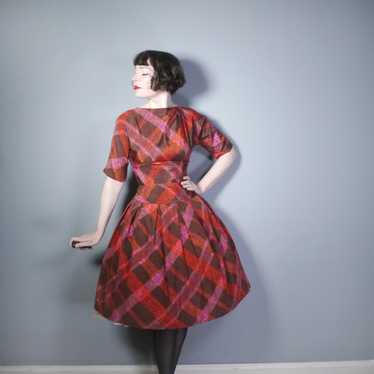 50s 60s TOWN TEMPO DARK RED PAINTERLY CHECK DROP … - image 1