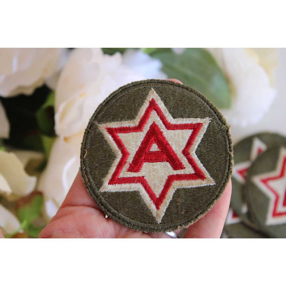 Vintage 1940s WW2 Red And White Army Patch - image 5