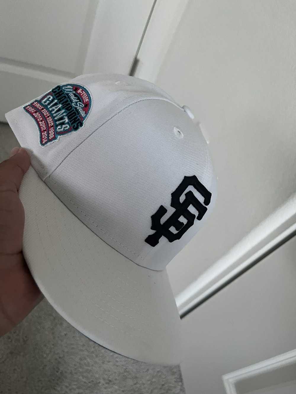 San Francisco SF Giants GLOWSPECK SNAPBACK Hat by New Era