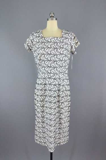 Vintage White Tulip Eyelet Cotton Dress