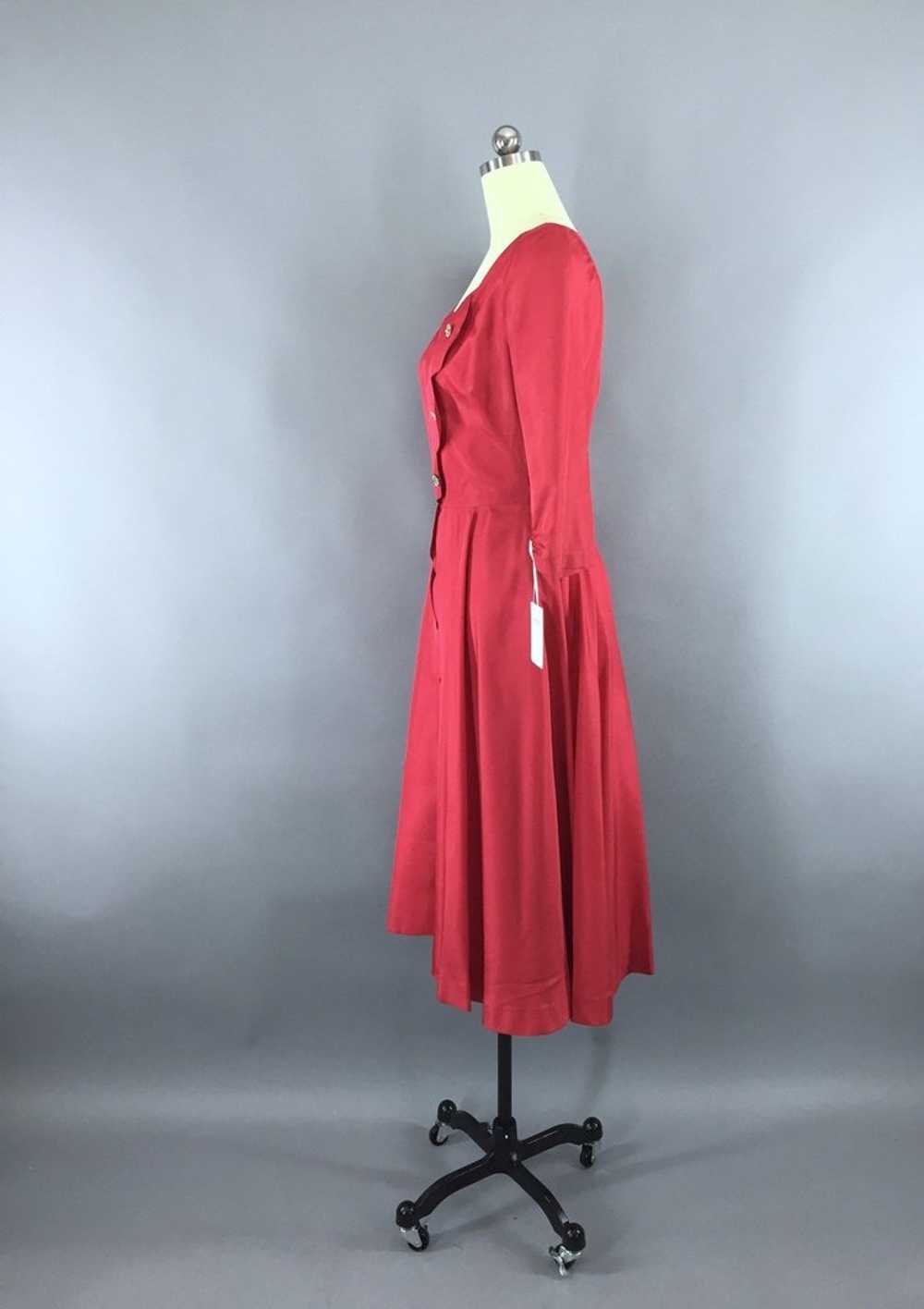 1950s Vintage Raspberry Red Taffeta Cocktail Dress - image 7