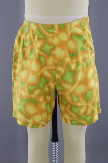 Vintage Psychedelic Yellow Bermuda Shorts