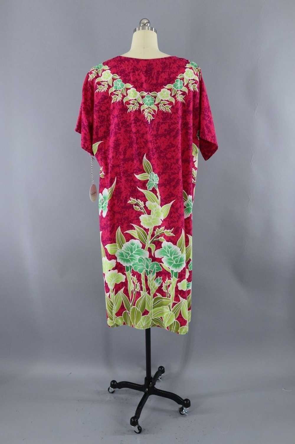 Vintage Pink and Green Hawaiian Caftan Dress - image 3