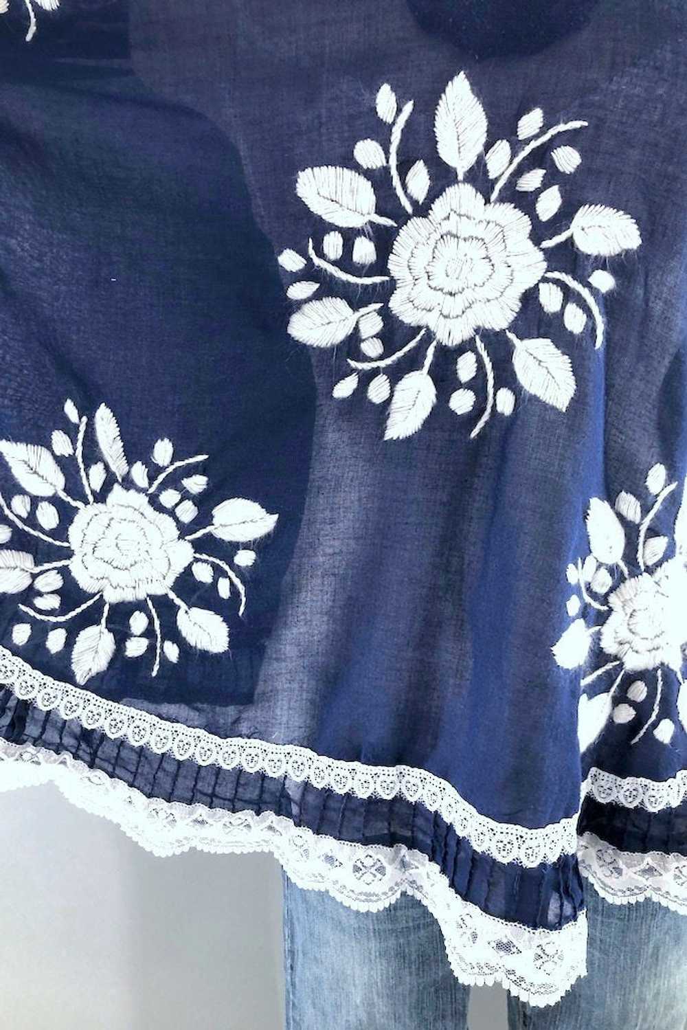 Vintage Navy & White Embroidered Tunic - image 5