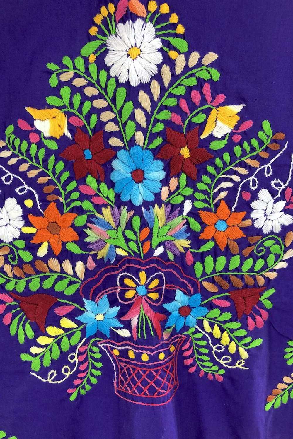 Vintage Embroidered Mexican Dress - image 3