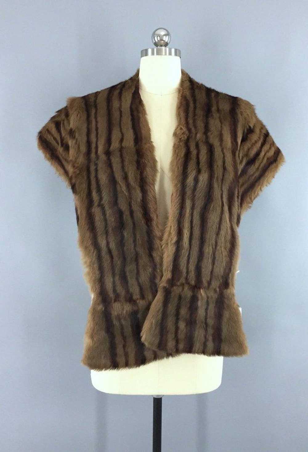 Vintage 1940s Small Dark Brown Fur Stole Wrap - image 1
